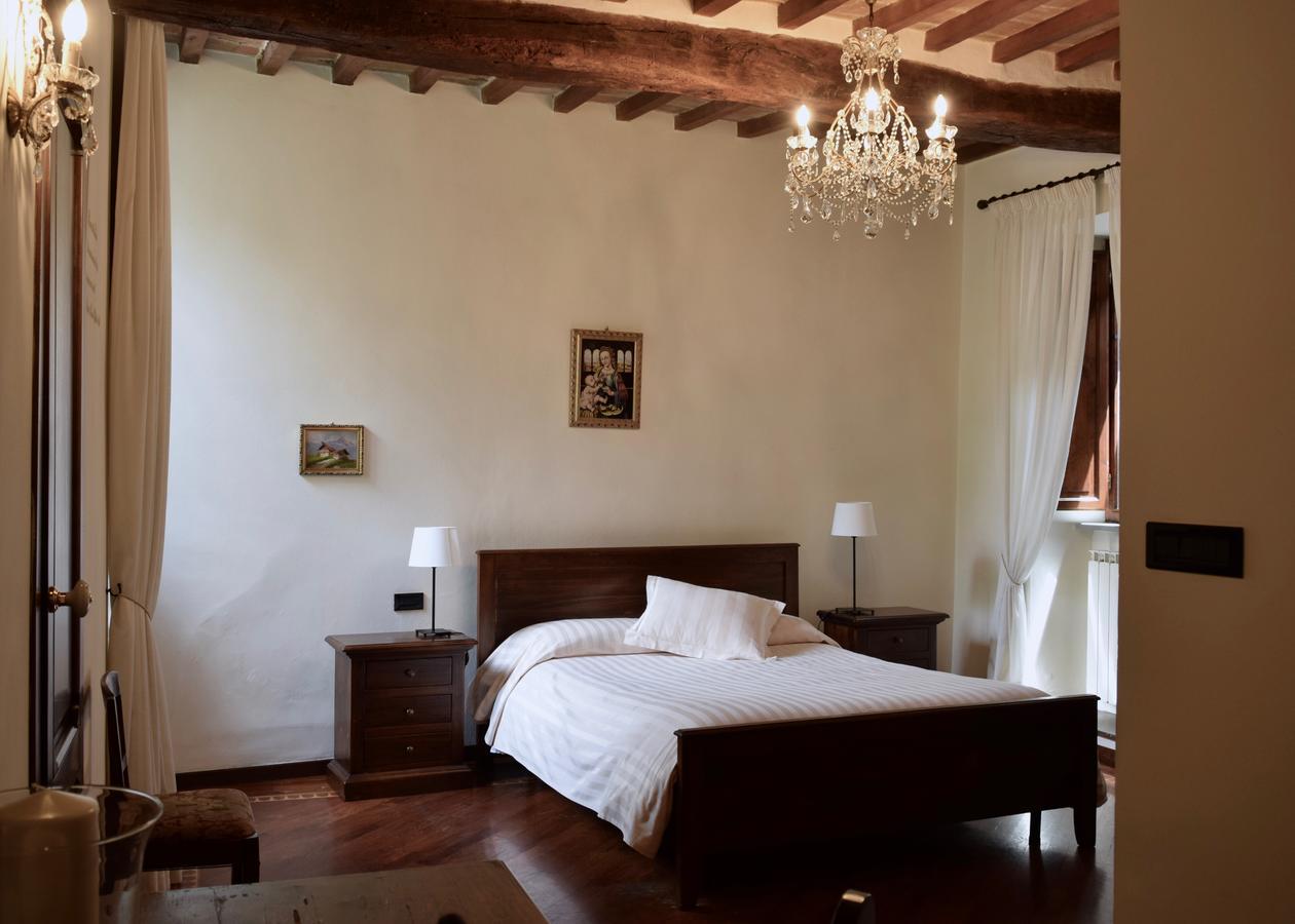 Residenza Le Logge Bed and Breakfast Gubbio Eksteriør billede
